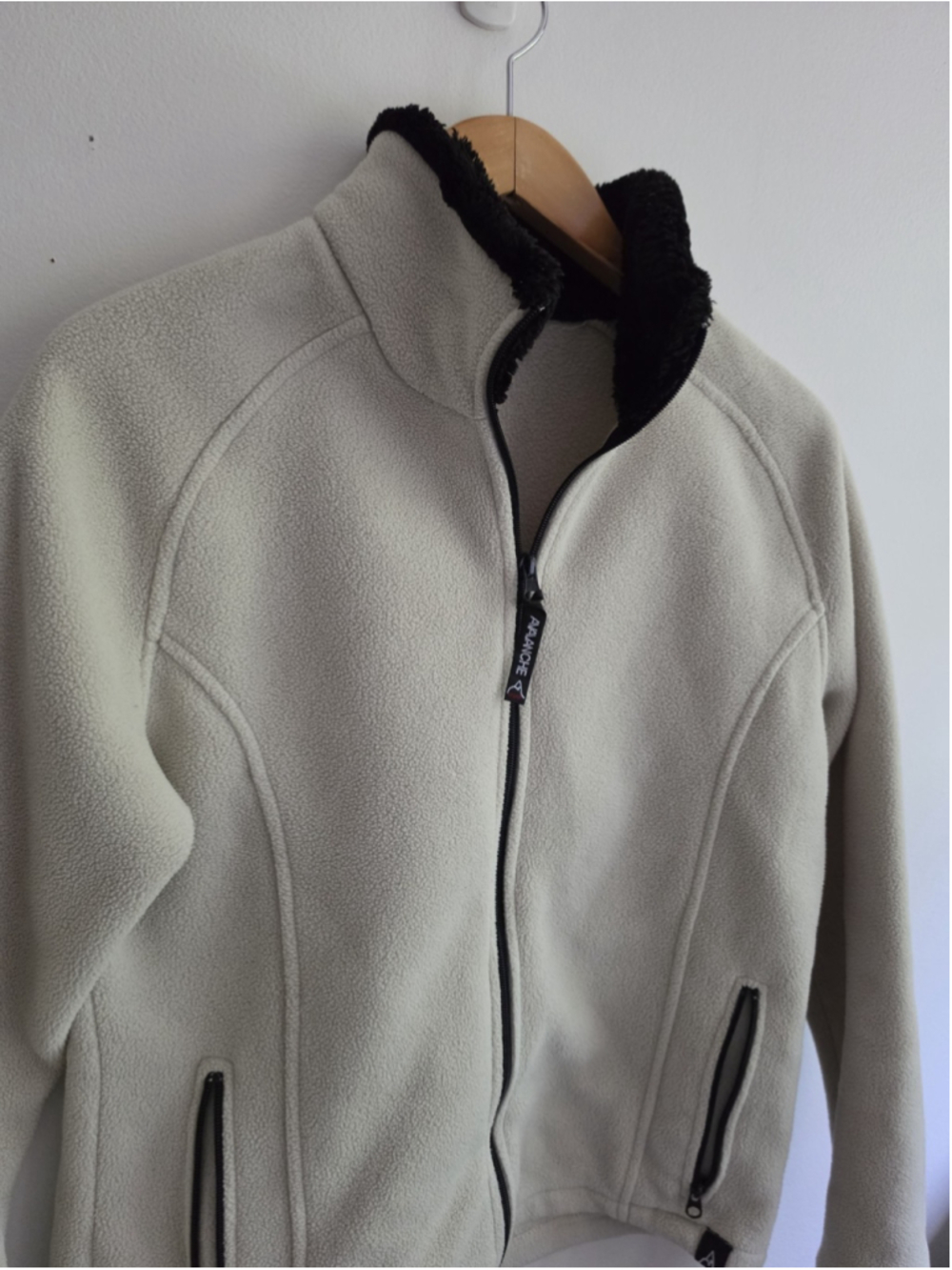 Avalanche Wear Women's Full Zip Fleece Jacket Cream Beige Size Medium EUC